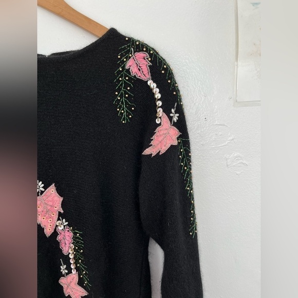 Vintage “Work in Progress” Beaded Sweater - Picture 3 of 8